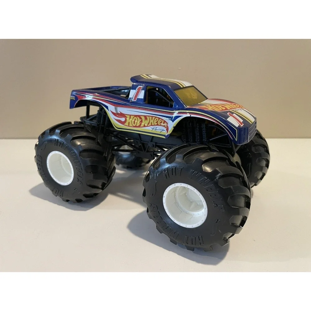 Hot Wheels Monster Jam‎ Monster Truck #1 - 1:24 Scale Vehicle 2018